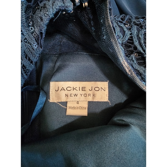 Mother of the Bride Dress - Picture 3 of 4